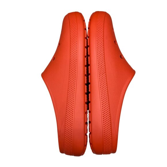 NEW Crocs  Classic Low Profile Clogs in Lava, Size 6/M 8/W NWOB - Picture 6 of 9